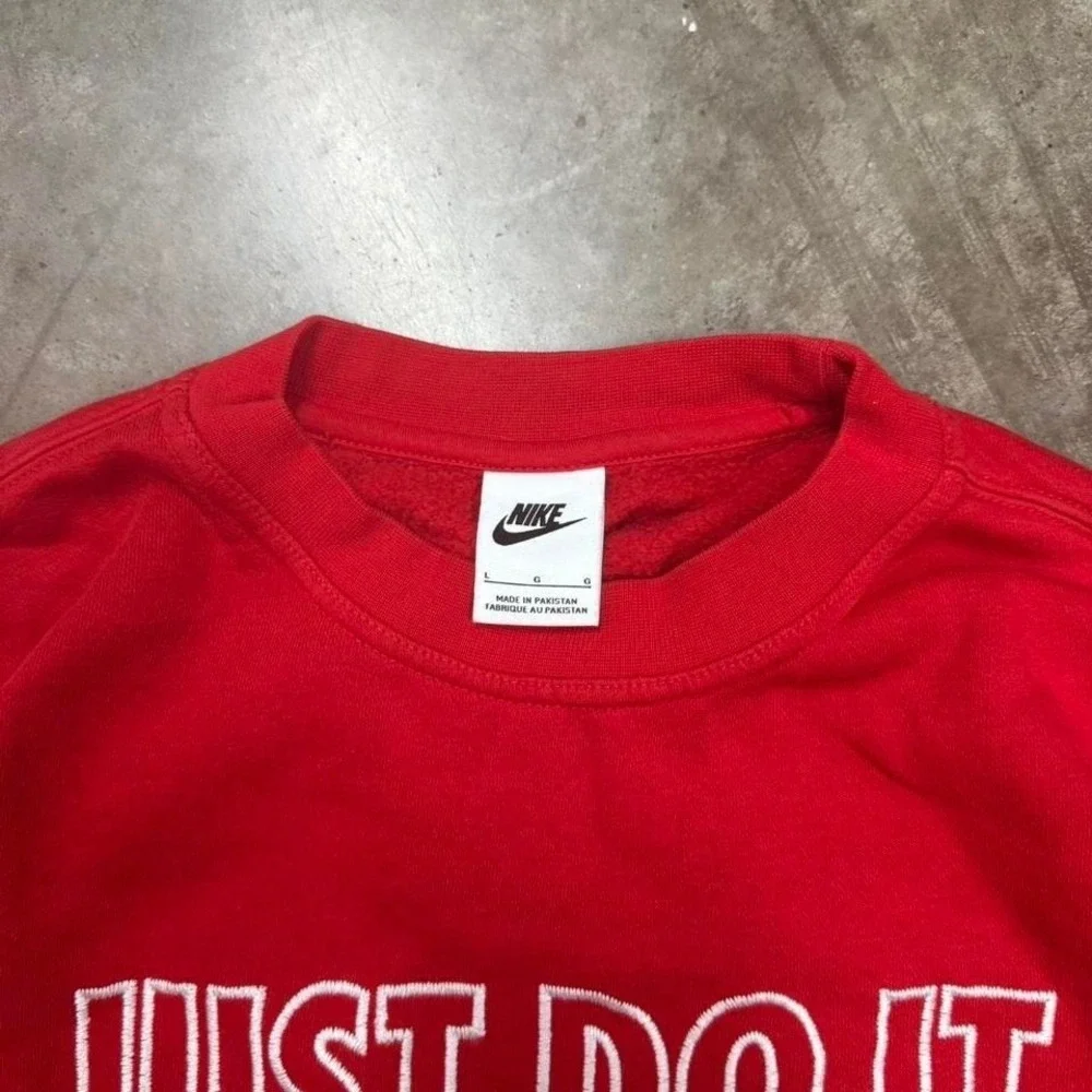 Y2K Red Nike 